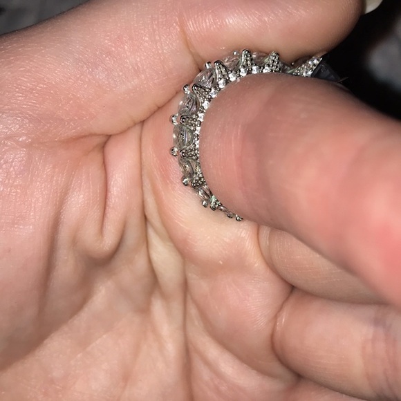 Size 8 silver infinity engagement style ring NWOT - Picture 5 of 5